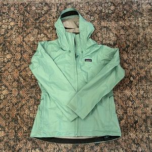 Women’s Patagonia Torrentshell H2No Rain Jacket